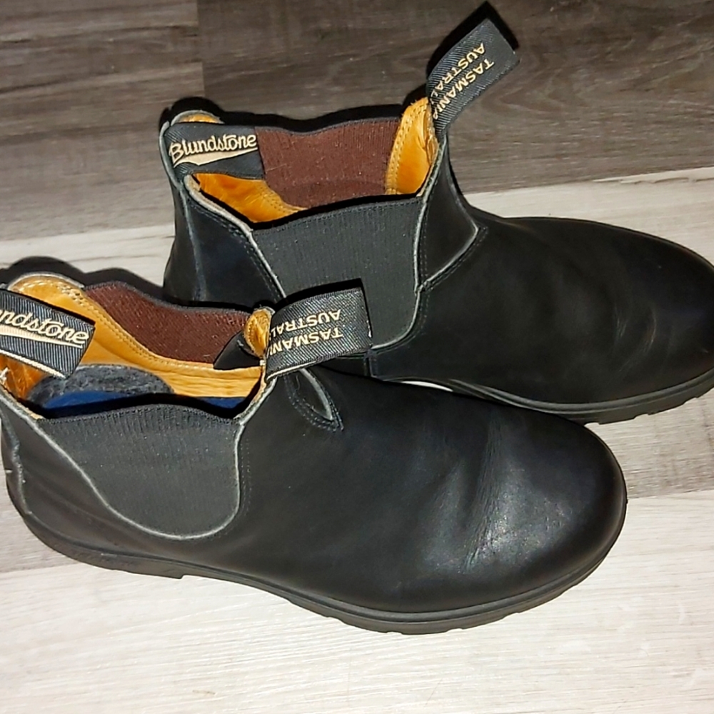 Women's Blundstone boots